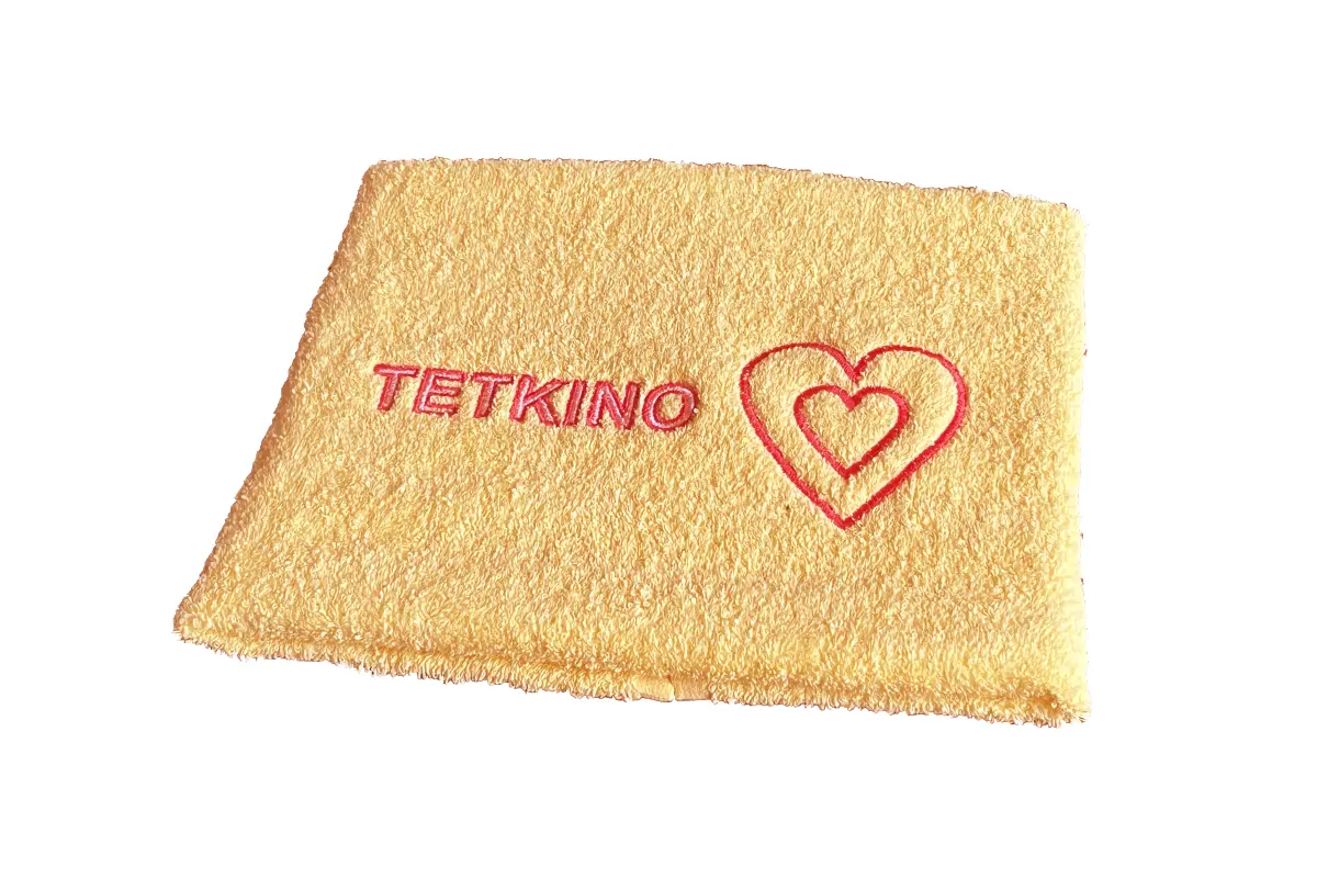 Vezeni peškir Tetkino srce sa aplikacijom 30x50